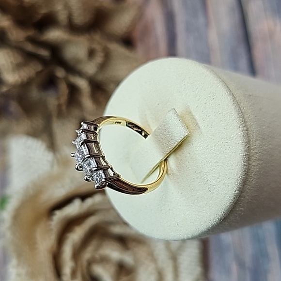 G/VVS2 1CT EMERALD CUT 5 STONE WITH APPRAISAL - Picture 5 of 15